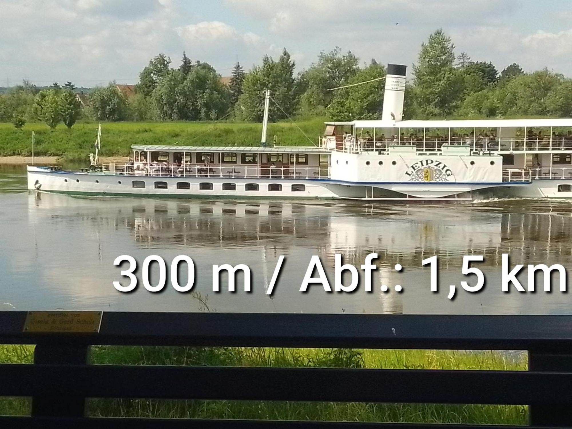 Dresden-Entspannung-Natur-Trifft-2-Staedte-Am-Fluss Extérieur photo